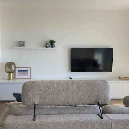 Prachtig Met Ruim Uitzicht En Privegarage- In Hartje * 니우포르트